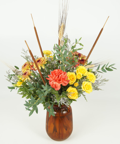 fall-toned floral arrangement